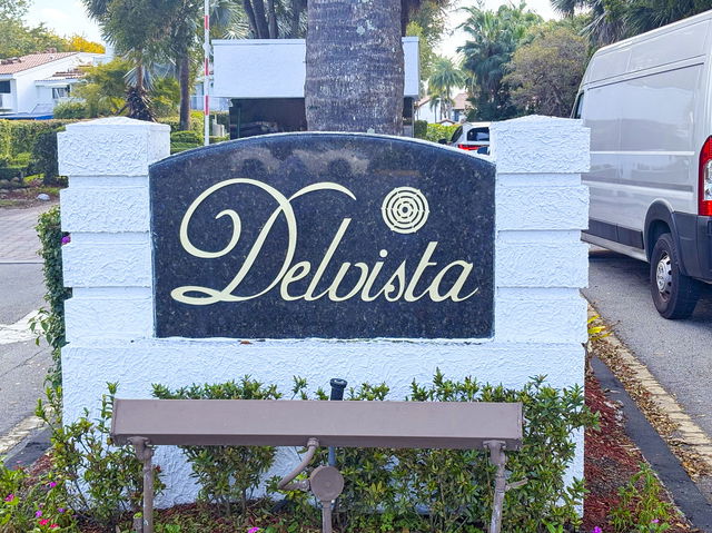 DelVista Towers  photo 2